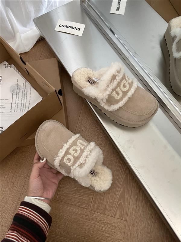 2025126111321282 220